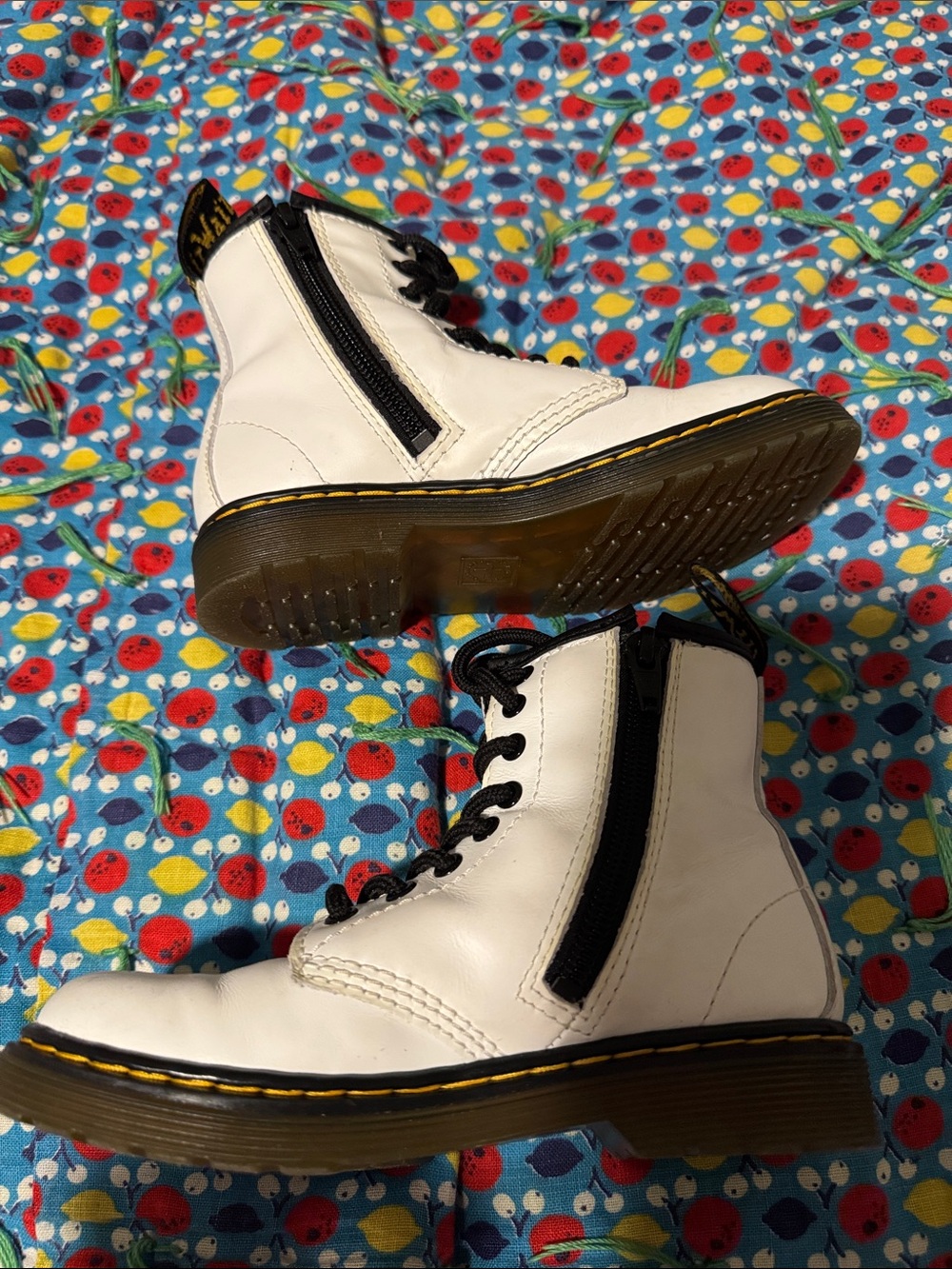 Dr. Martins Toddler size 11 Zip Up and Lace-Up Boots - White - Picture 7 of 9